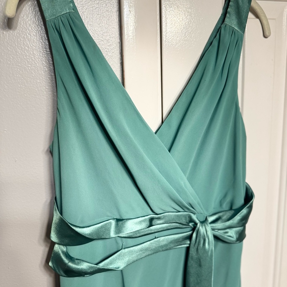 Jones New York Jade Sleeveless Dress